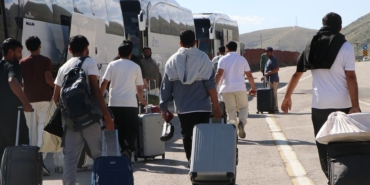 Umman, İran’dan Vatandaşlarını Tahliye Ediyor!