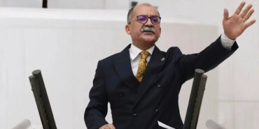 CHP’de Kurultay Krizi: Birlik Mesajları Yükseliyor