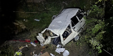 Feci Kaza: Motosiklet İkiye Bölündü, İki Ölü