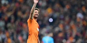 Mertens Futbola Veda Ediyor: Jübile Hazırlığı!