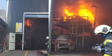 Kocaeli’de Çelik Fabrikasında Yangın Paniği!