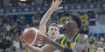 Beşiktaş, Fenerbahçe’yi Ağırlıyor: Final Heyecanı!