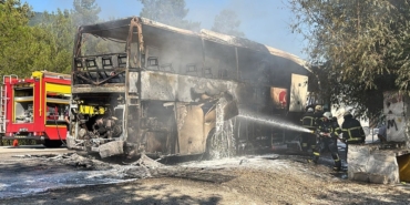 Isparta-Antalya Yolunda Otobüs Yangını: 25 Yolcu Kurtarıldı!