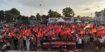 TKP, NATO’ya Karşı Kadıköy’de Eylem Düzenledi