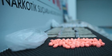 Adana’da Uyuşturucu Denetiminde 63 Gözaltı