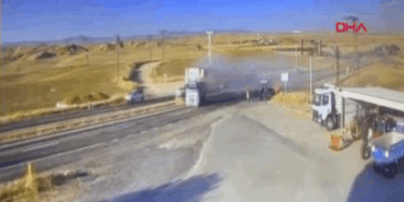 Diyarbakır’da Yanan Kamyon Panik Yarattı!