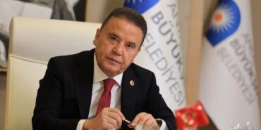 Muhittin Böcek Hastaneye Kaldırıldı: Sağlık Durumu Ne?