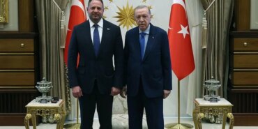 İstanbul’da Barış İçin Kritik Görüşme Başladı