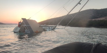 Bodrum’da Yelkenli Tekne Yarı Batık Kurtarıldı!