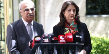 DEM Parti İmralı’da Öcalan ile Görüştü!