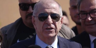 Özdağ’dan Şok İddia: Atatürk Posteri Yasak mı?