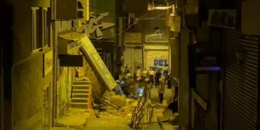 Beyoğlu’nda Büfede Patlama, Bina Çöktü!