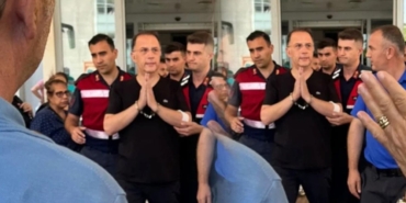 Kanser Hastası Başkan Çalık, Kelepçeyle Cezaevine