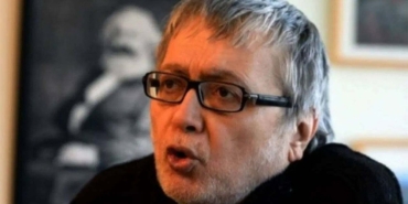 Hikmet Çetinkaya Hayatını Kaybetti!