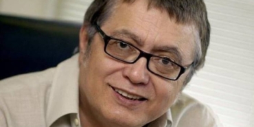 Duayen Gazeteci Hikmet Çetinkaya Entübe Edildi