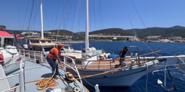Bodrum’da Batma Tehlikesi Geçiren Yat Kurtarıldı