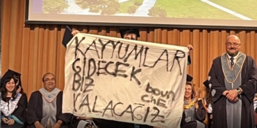 Mezuniyet Pankartı, Öğrencinin Geleceğini Kararttı!