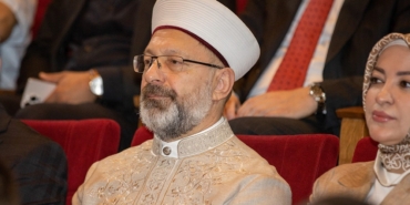 Diyanet’in Mekke Sofrası: Şükret, Ama Nasıl?