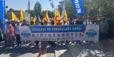 Kamu Emekçileri İş Bıraktı: Eylemler Sürüyor!