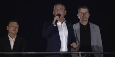 CHP Üsküdar’da İmamoğlu İçin Direniş Mitingi! CHP Üsküdar’da İmamoğlu İçin Direniş Mitingi!