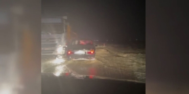 Polatlı’da Sel: Yol Kapandı, Araçlar Mahsur Kaldı!