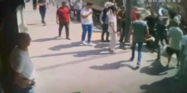 Esnaf ve Nakliyeci Arasında Kavga: Yaralı Var!