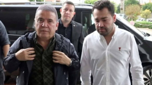 Başkan Böcek’in Ailesine Rüşvet Soruşturması!