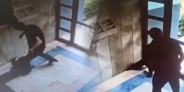 İstanbul’da Kedi Tekmelemesi: Şoke Eden Olay!