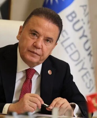 Böcek’ten Sağlık Durumu ve Adalet Mesajı Böcek’ten Sağlık Durumu ve Adalet Mesajı