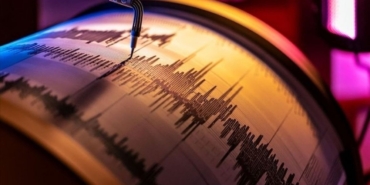 Balıkesir’de 6,1 Büyüklüğünde Deprem Panik Yarattı!