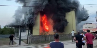 Düzce’de Cami Yangını: Elektrik Kontağı Nedeniyle!