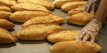 İzmir’de Halk Ekmek 8 TL’den Satışta Devam Edecek!
