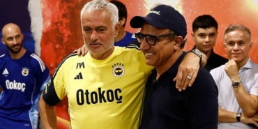 Ulukaya ve Mourinho: Futbolda Başarı ve Kimlik