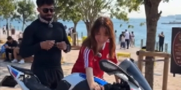 Motosiklet Kazasında Fenomen Narin Hayatını Kaybetti