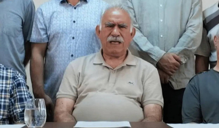 Öcalan Ailesi İmralı’da Görüşme Gerçekleştirdi! Öcalan Ailesi İmralı’da Görüşme Gerçekleştirdi!