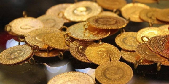 Altın Fiyatlarında Sert Düşüş: Yatırımcıları Bekliyor! Altın Fiyatlarında Sert Düşüş: Yatırımcıları Bekliyor!
