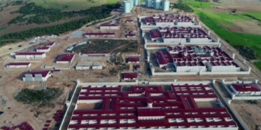 Türkiye’de Cezaevi Sayısı 424’e Yükseliyor!