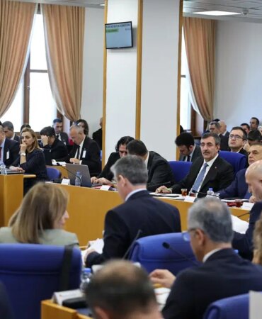 TBMM’de Bütçe Tartışmaları: Gerilim Tırmanıyor TBMM’de Bütçe Tartışmaları: Gerilim Tırmanıyor