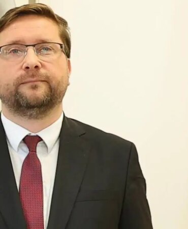 AKP Küçükçekmece Başkanı İstifa Etti! AKP Küçükçekmece Başkanı İstifa Etti!