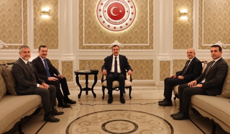 Türkiye, Riyad’da Yatırımcıları Çekmeye Çalışıyor Türkiye, Riyad’da Yatırımcıları Çekmeye Çalışıyor