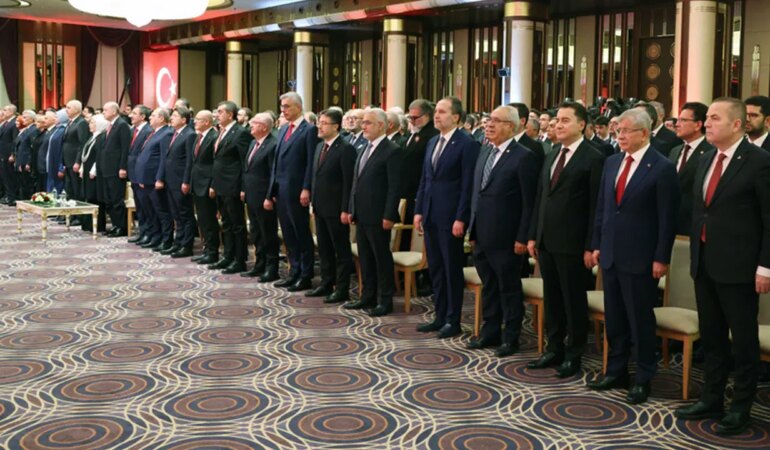 Ali Babacan ve Davutoğlu’ndan tarihi buluşma!