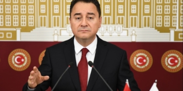 Babacan’ın Açıklaması Sonrası CHP’de İstifa Şoku! Babacan’ın Açıklaması Sonrası CHP’de İstifa Şoku!