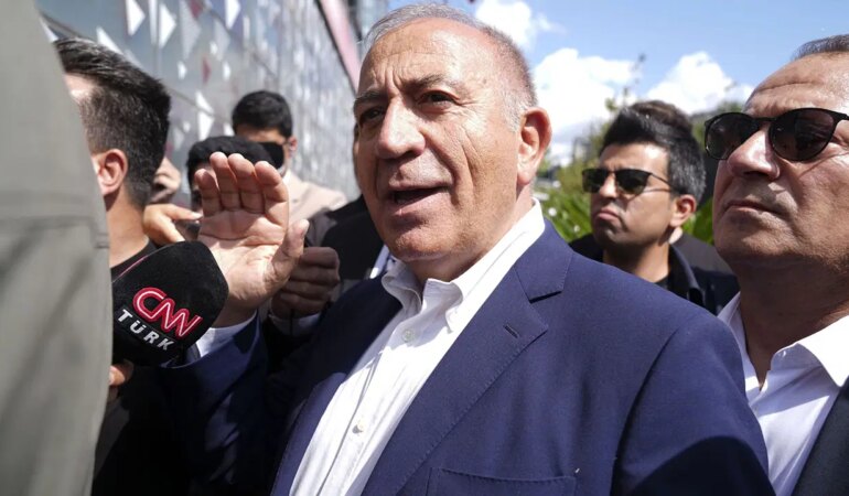 CHP Kurultayı Davası Reddedildi, Tekin Görevde CHP Kurultayı Davası Reddedildi, Tekin Görevde