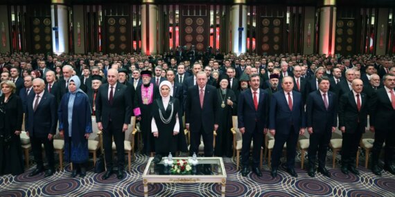 Cumhuriyet Resepsiyonunda MHP Krizi: Bahçeli Neden Yok? Cumhuriyet Resepsiyonunda MHP Krizi: Bahçeli Neden Yok?