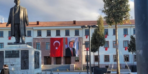 Malatya’da Cumhuriyet Kutlaması Tartışma Yarattı Malatya’da Cumhuriyet Kutlaması Tartışma Yarattı