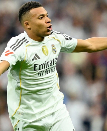 Mbappe, Avrupa Altın Ayakkabı Ödülü’nü Kazandı! Mbappe, Avrupa Altın Ayakkabı Ödülü’nü Kazandı!