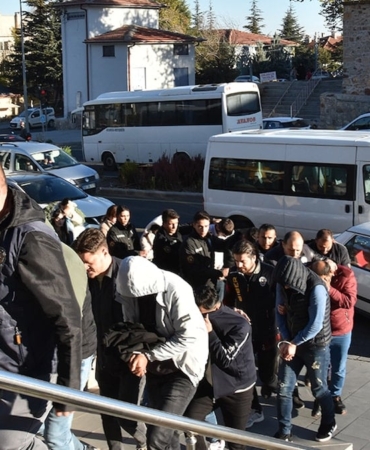 Sahte Kripto Yatırımıyla 100 Milyon TL Dolandırdılar Sahte Kripto Yatırımıyla 100 Milyon TL Dolandırdılar