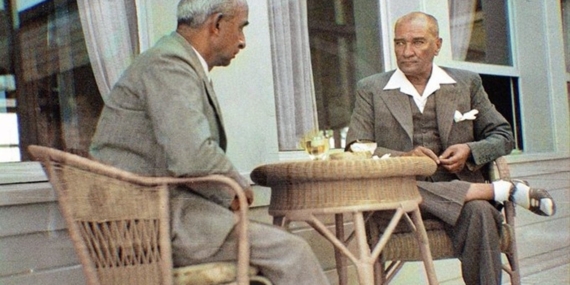 Atatürk’ün Mektubu: Cumhuriyetin İlk Yılları Atatürk’ün Mektubu: Cumhuriyetin İlk Yılları