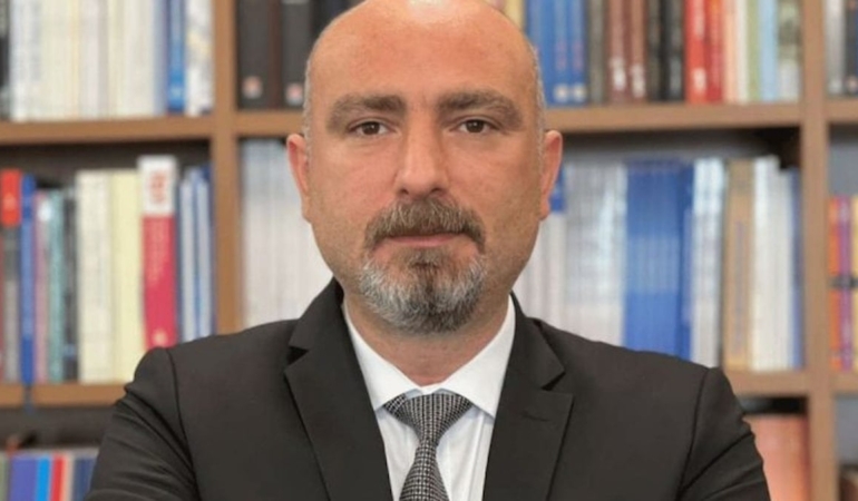 Hopa Belediye Başkanı İBB Soruşturmasında İfade Verdi Hopa Belediye Başkanı İBB Soruşturmasında İfade Verdi