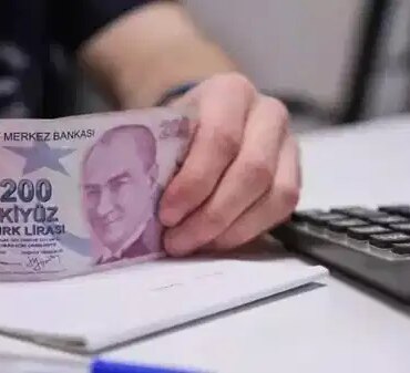 Asgari Ücret İçin Hükümet Arabulucu Olmalı